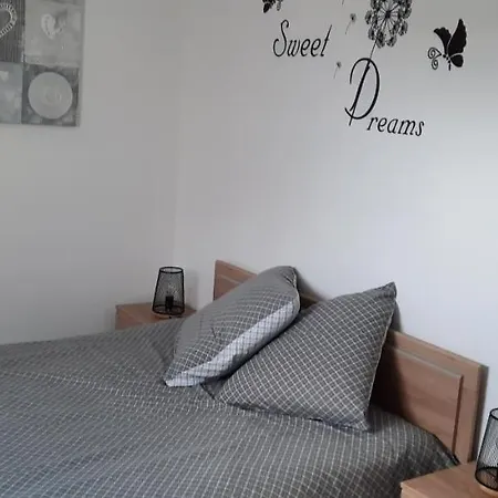 בית נופש La Maison Lola *