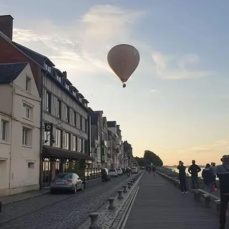 La Maison Lola