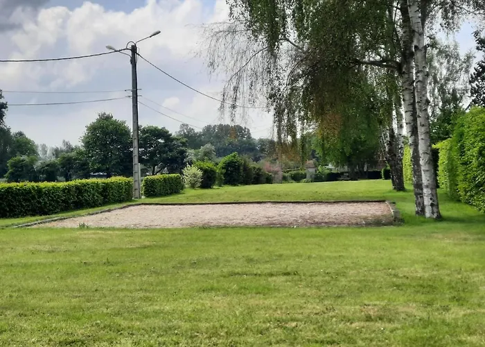 La Maison Lola Arrest